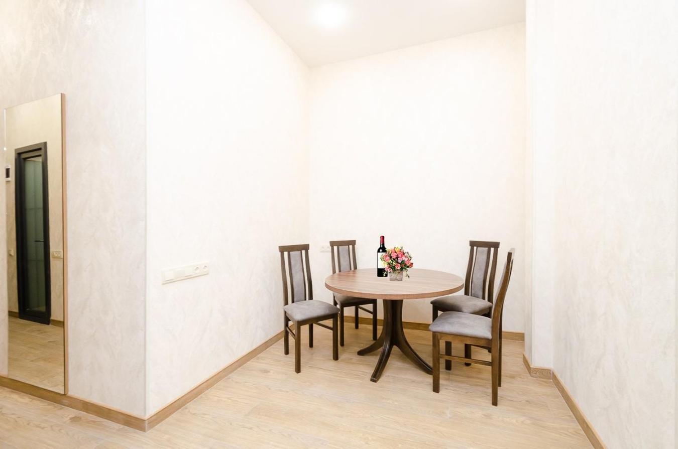 15. Double Room Apartaments With Fresh Style Yerevan Ngoại thất bức ảnh