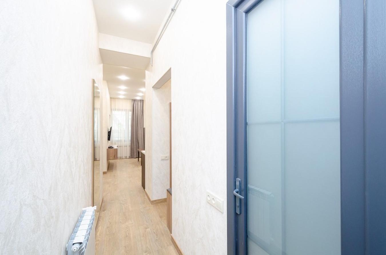 15. Double Room Apartaments With Fresh Style Yerevan Ngoại thất bức ảnh